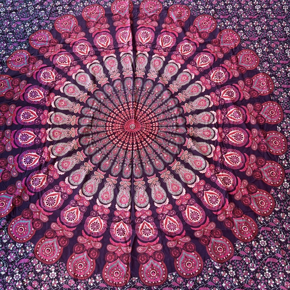 Gently Used Indian Bohemian Mandala Large Purple Printed Wall Decor Tapestry - Picture 3 of 7
